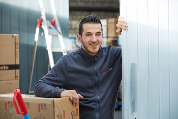 Atef Allababidi, Montage im KüchenLoft Köln